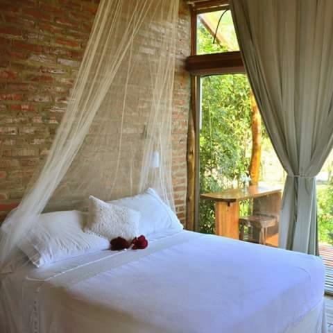 Sitio Buraco Fundo Otel Vale Verde Dış mekan fotoğraf