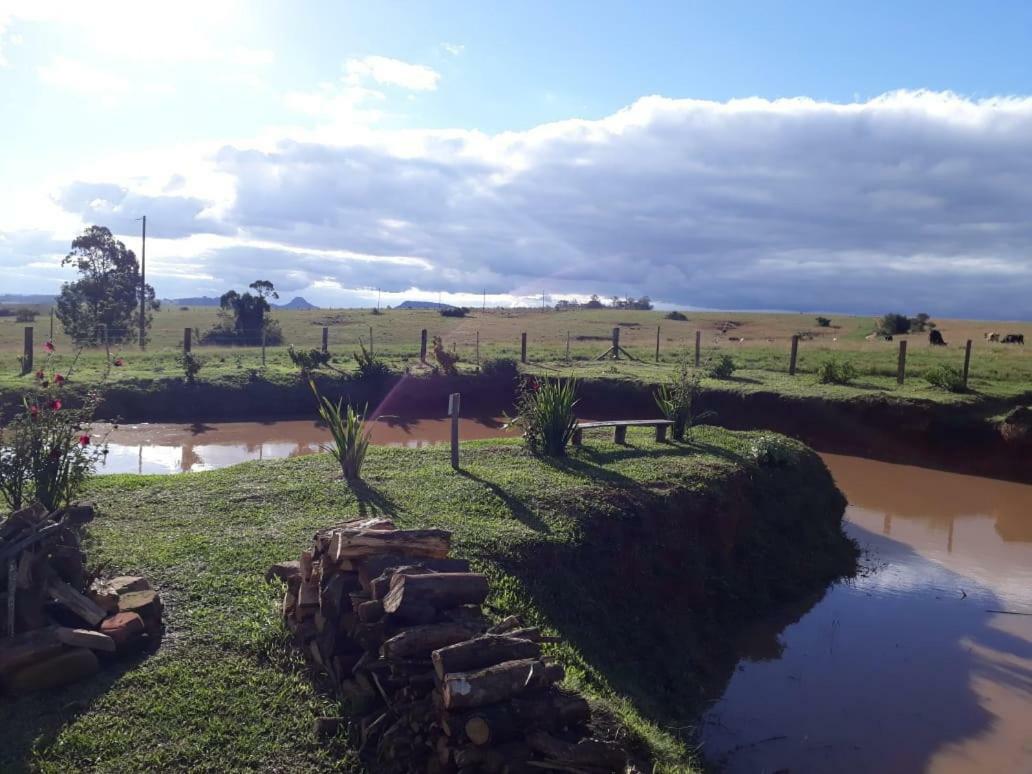 Sitio Buraco Fundo Otel Vale Verde Dış mekan fotoğraf